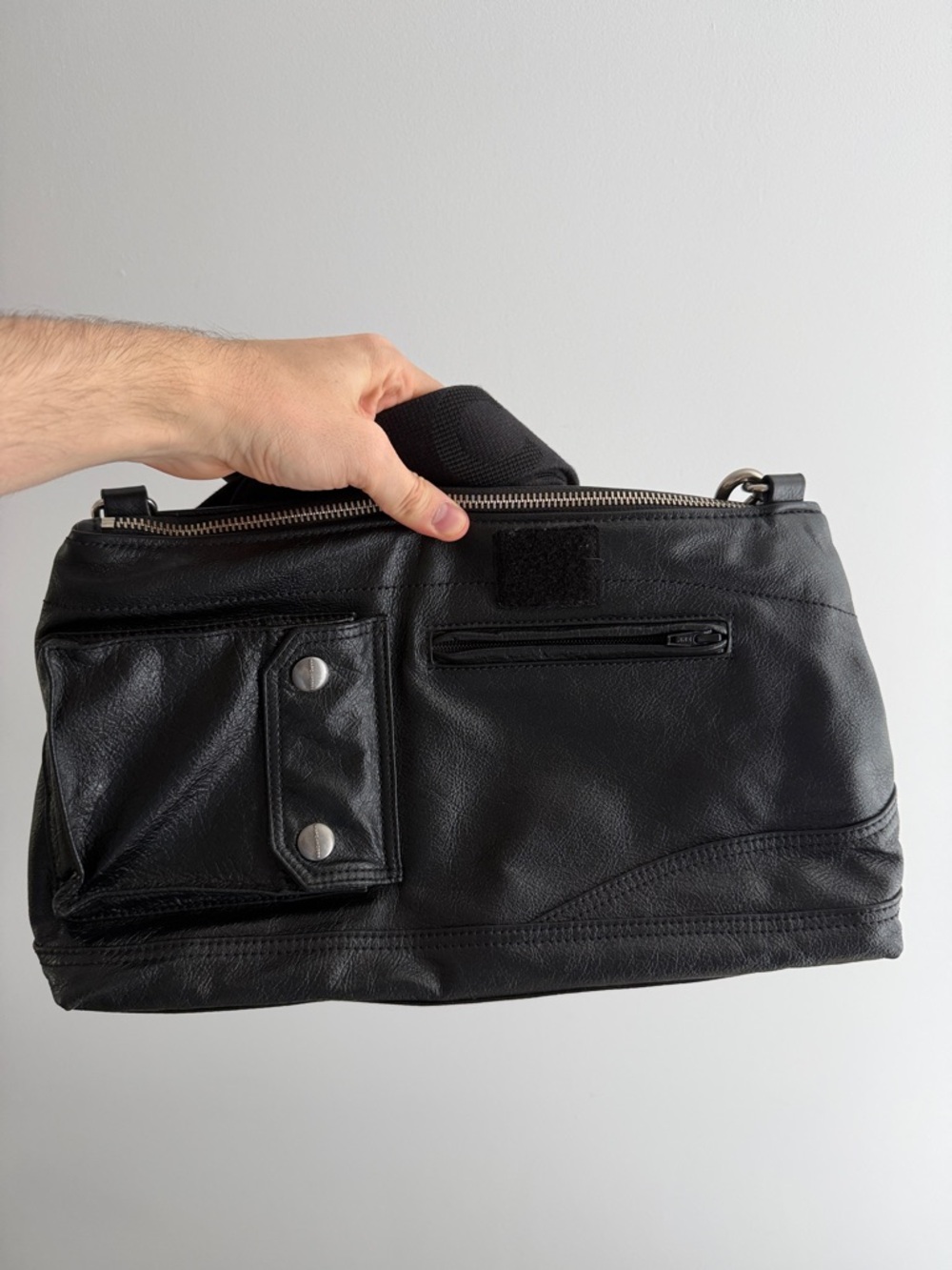 Goatskin The Large Cargo Bag Black - Picture 2 of 8